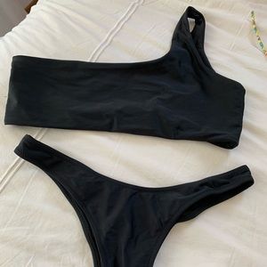 Great black bikini set